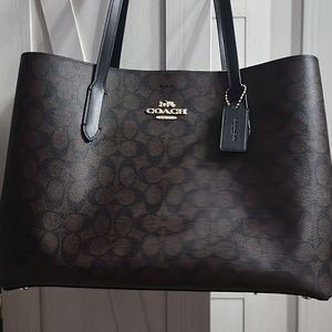 Coach Tatum carryall